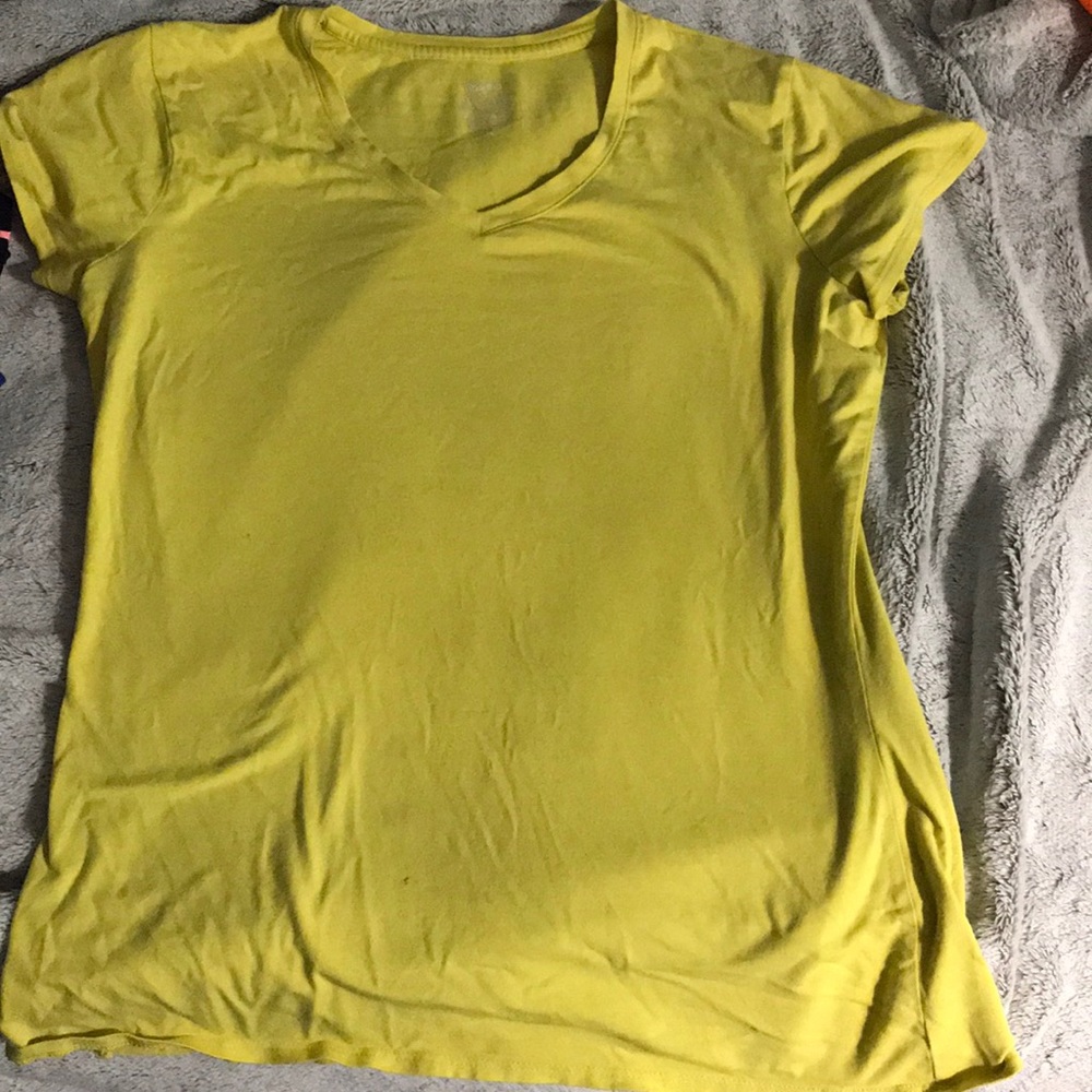 Yellow Mossimo graphic t